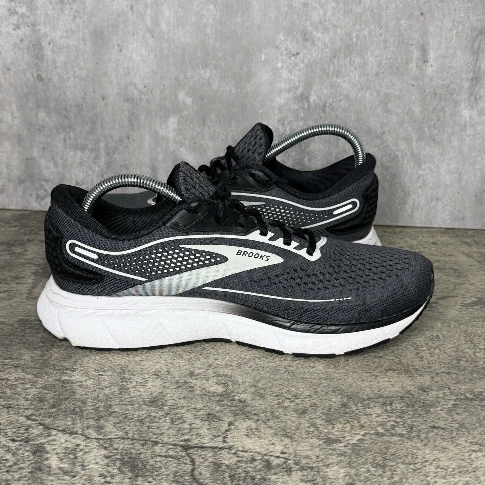 Brooks SOLD - Image 9