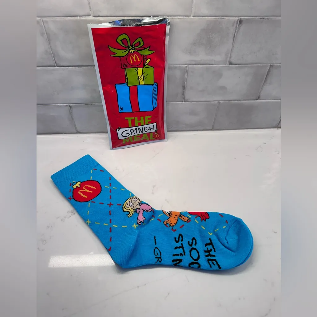 The Grinch Meal Socks Christmas Edition 2025 One Size Blue Color Collectible - Image 4