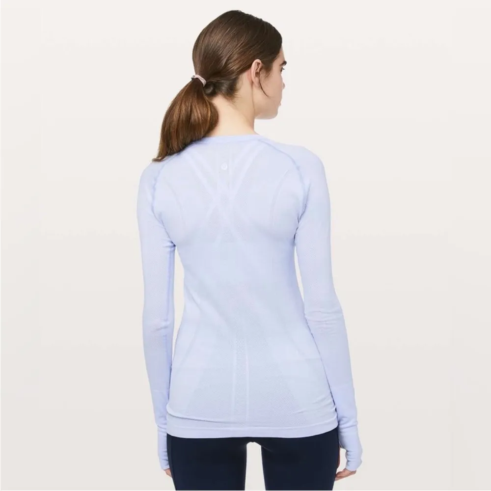 Lululemon Swiftly Tech Long Sleeve Crew
Serene Blue / Serene Blue Size 10 - Image 2