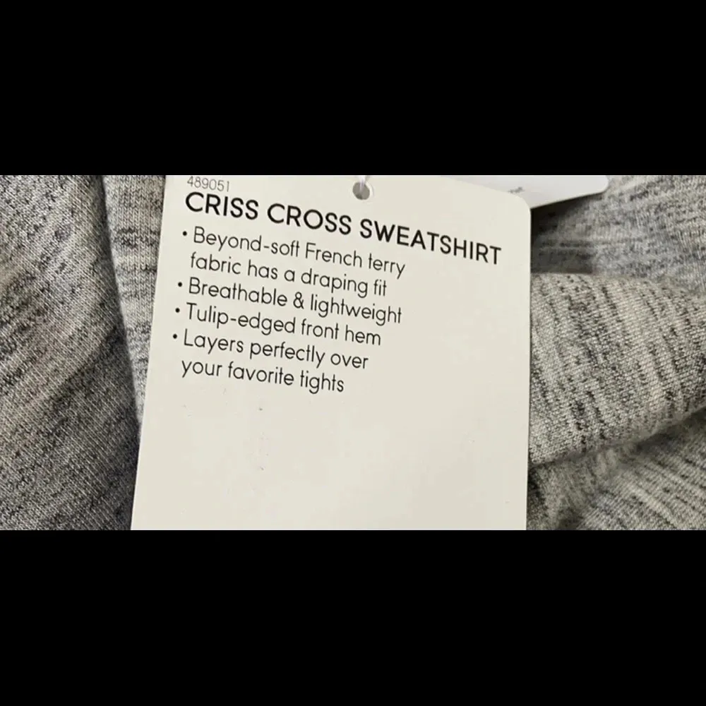 Athleta Criss Cross Sweatshirt, like new, black, size small - Image 9