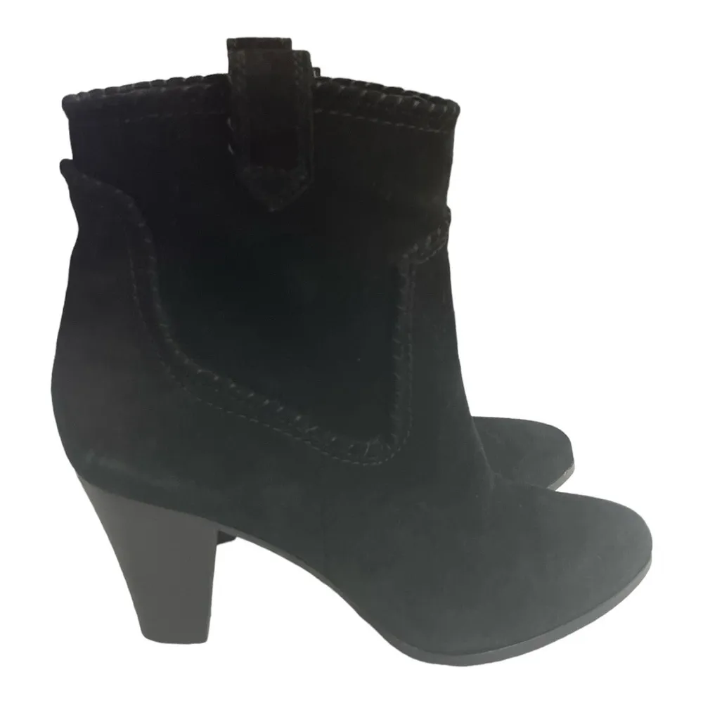 Karl Lagerfeld Paris Wmn Provence
Black Suede Western Cowgirl Ankle
Boots sz 10M - Image 3