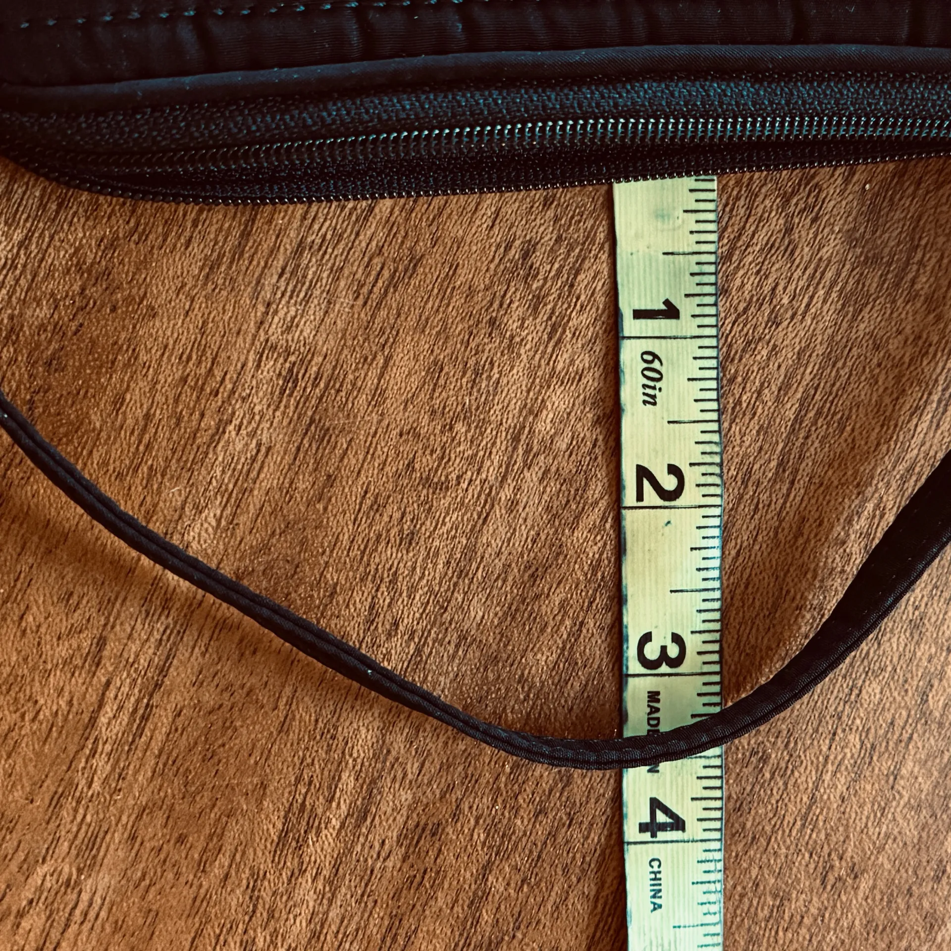 Vera Bradley Black Quilted Wristlet Silver Hardware - Image 11