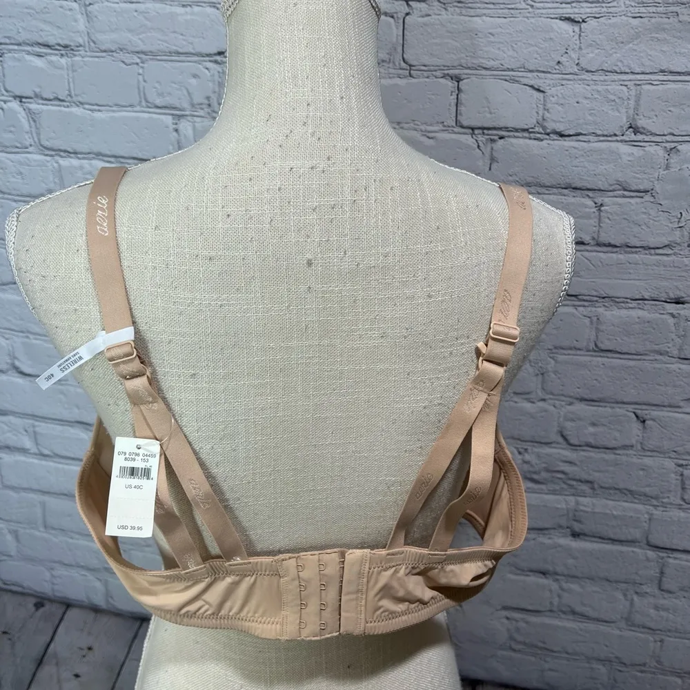 Nwt aerie wireless bra 40C - Image 6