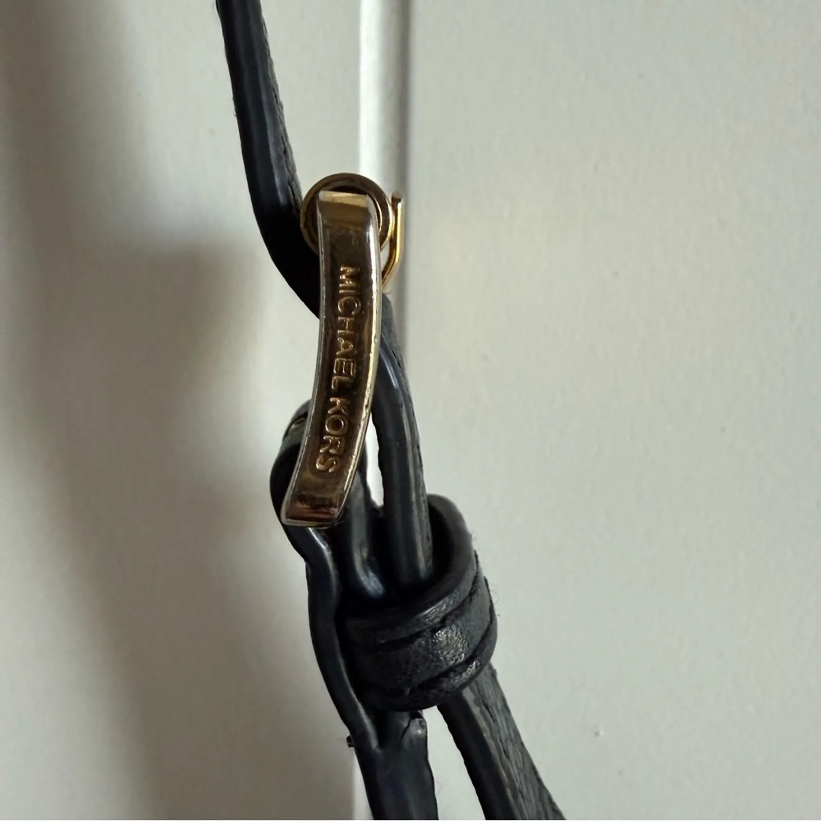 MICHAEL Michael Kors Black and Gold Shoulder Bag with Chain Detail Bucket - Image 13