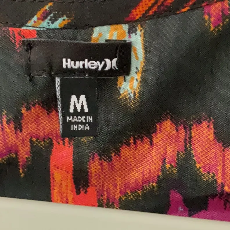 Hurley Multicolor Patterned Garment - Image 3