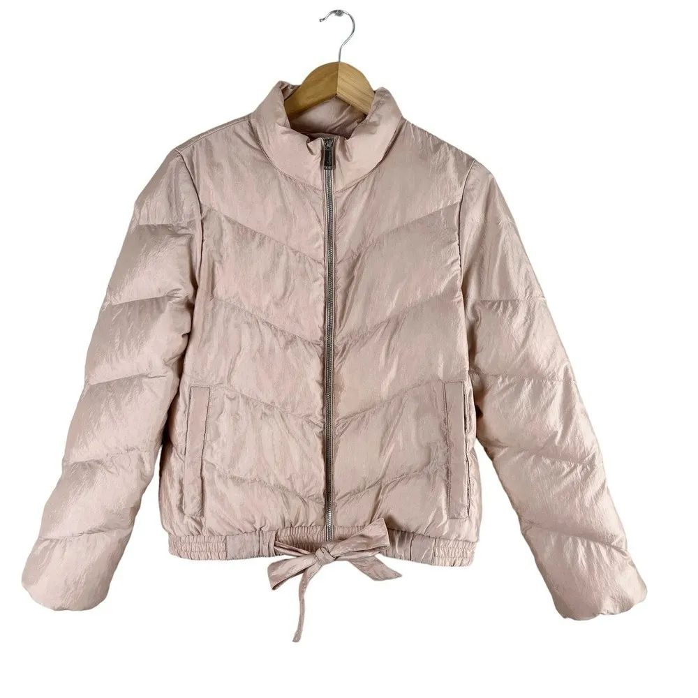 BCBGeneration Ribbon Tie Chevron Quilted Puffer Jacket in‎ Blush, Medium - Image 3