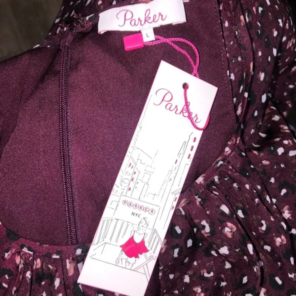 Parker Burgundy Drape Front Halter Keyhole Printed Top Size Large NWT Large - Image 6