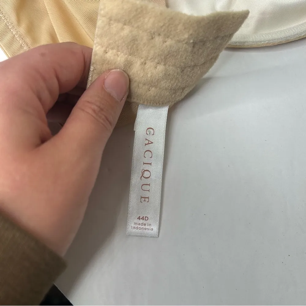 Cacique Cream lace Full Coverage Unlined Bra 44D - Image 6