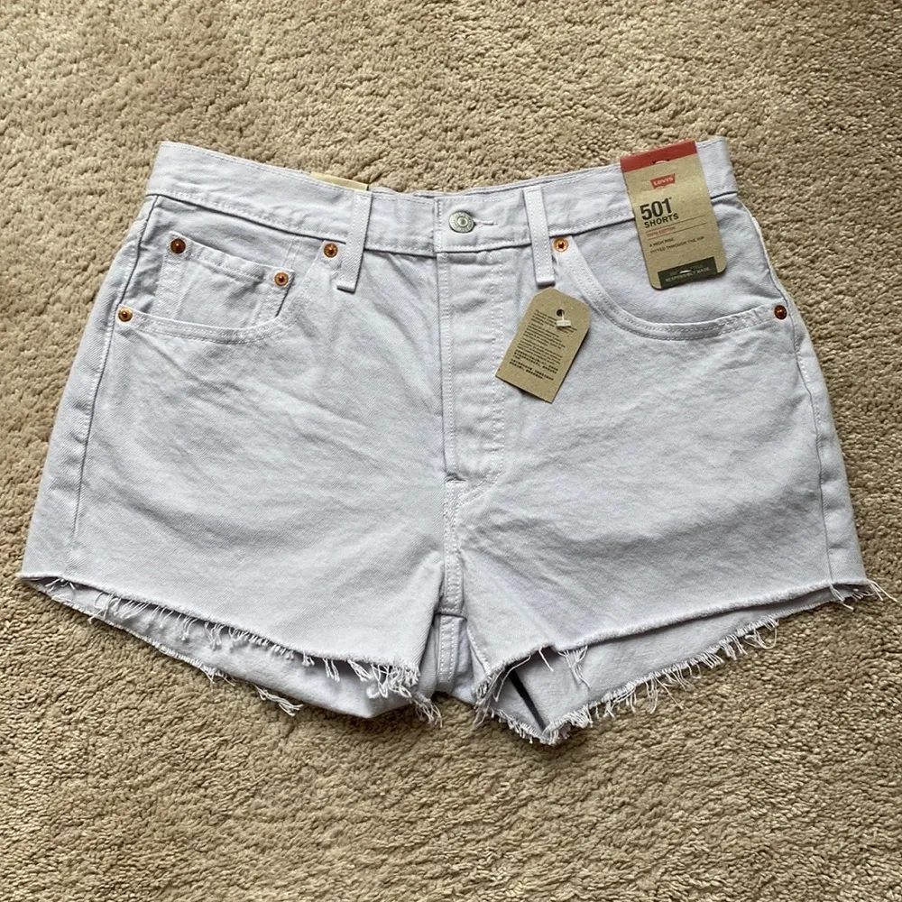 Levi’s 501 Shorts High Rise Cutoffs‎ Denim 100% Cotton Washed Lilac Size 32 - Image 4