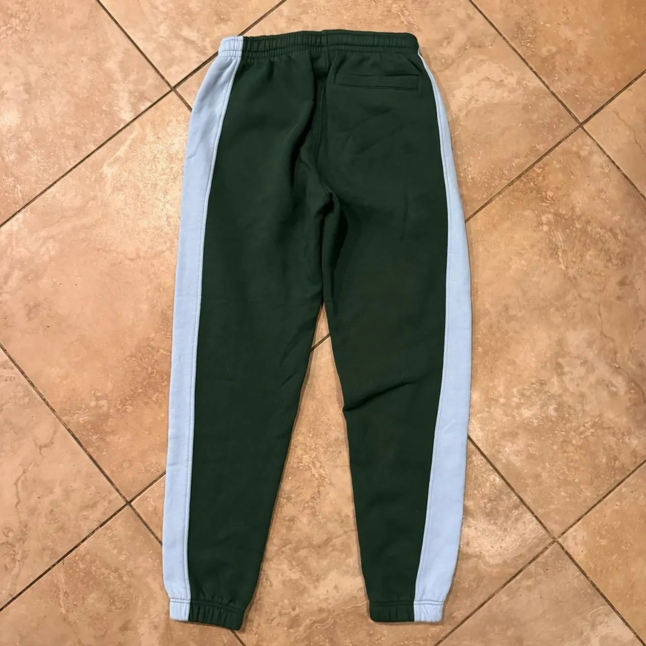 Lacoste Women's Green Joggers-tracksuits - Image 4