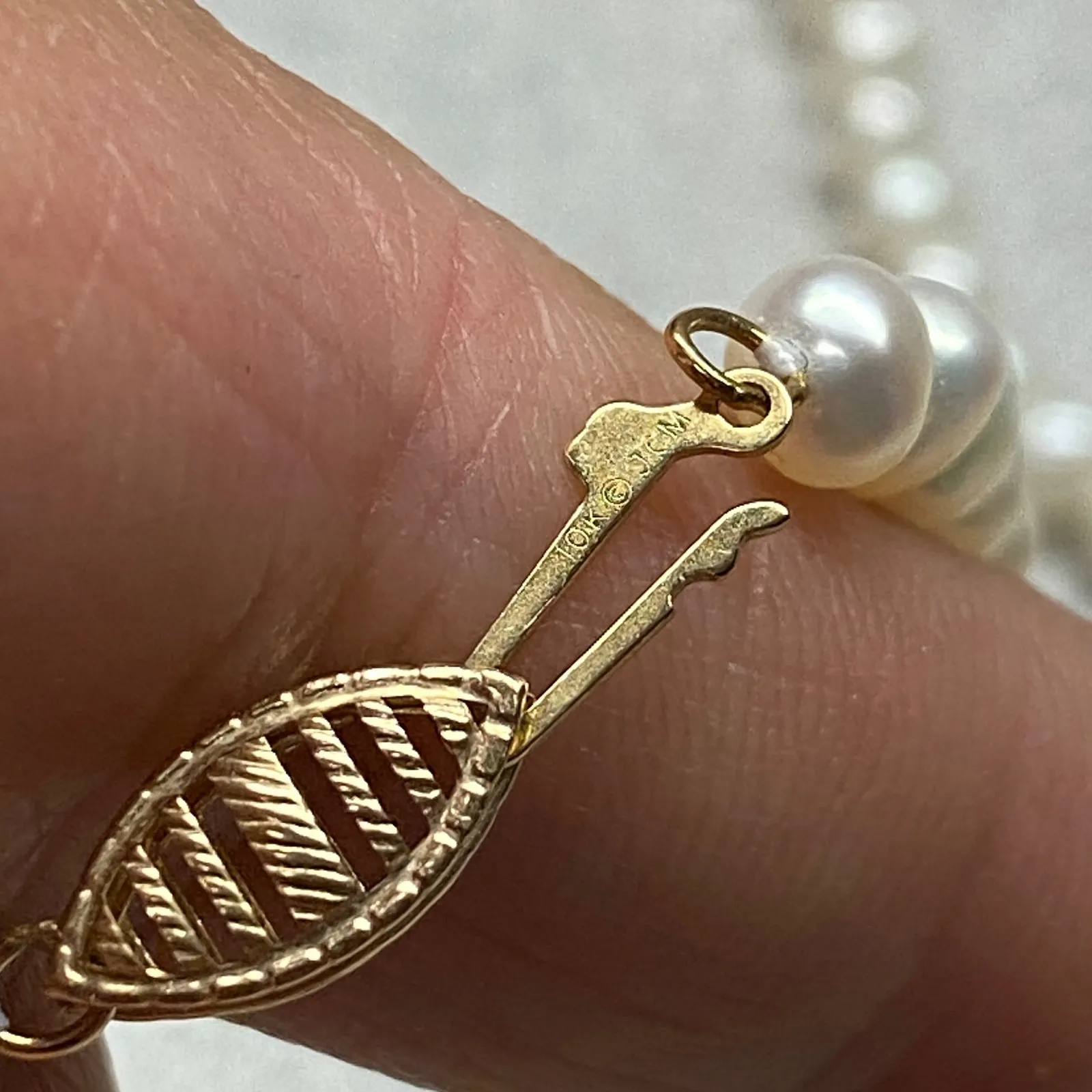 10K Gold Genuine Freshwater Pearl Necklace Bracelet Earrings Elegant Jewelry Set White - Image 6