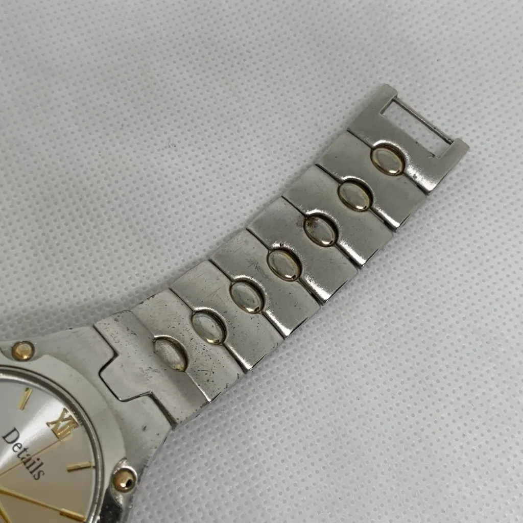 Details vintage men watch silver gold tone 39mm quartz analog up to 8.5” running - Image 4