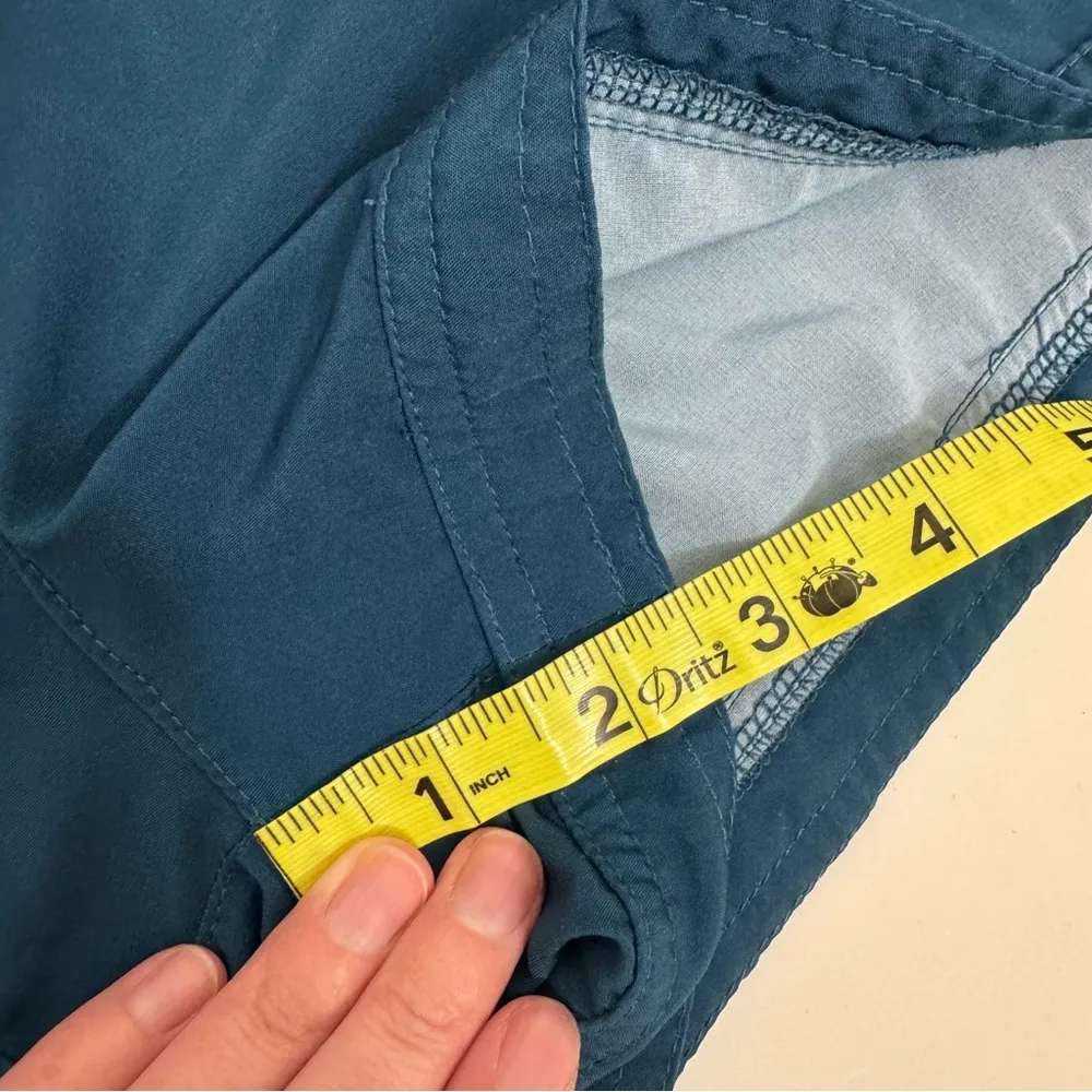 Senita Athletics Emerald Teal Athletic Shorts Size Small - Image 4