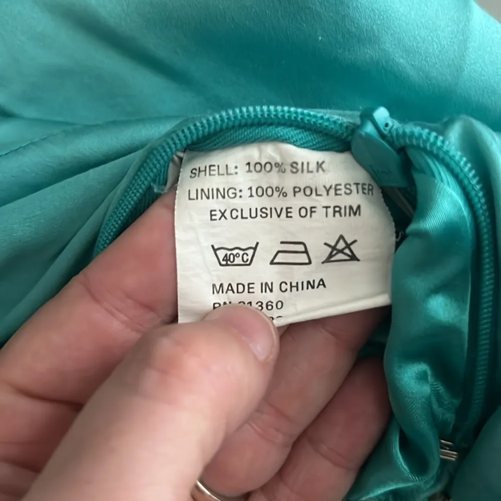 Mori Lee Sequined Silk Halter Gown Size 4 - Image 13