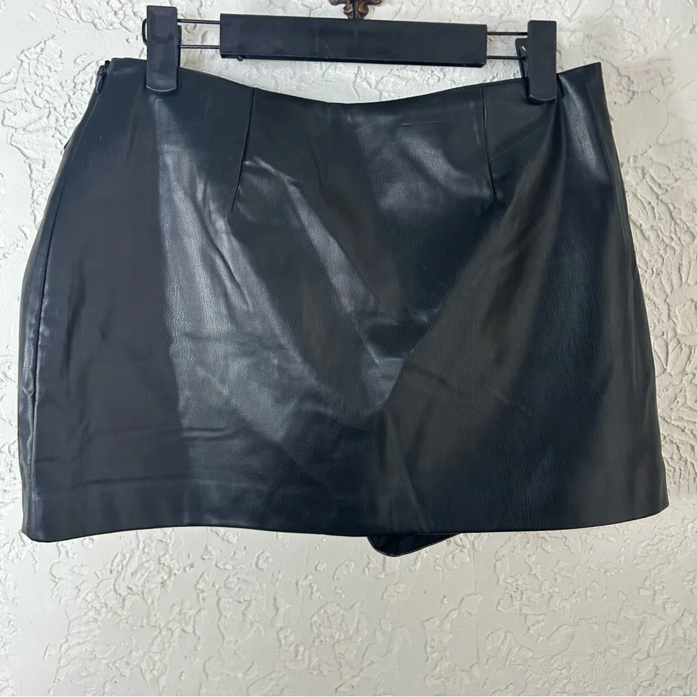 Zara | Faux Leather Side Buckle MOTO Mini Skirt NWT Size S - Image 5