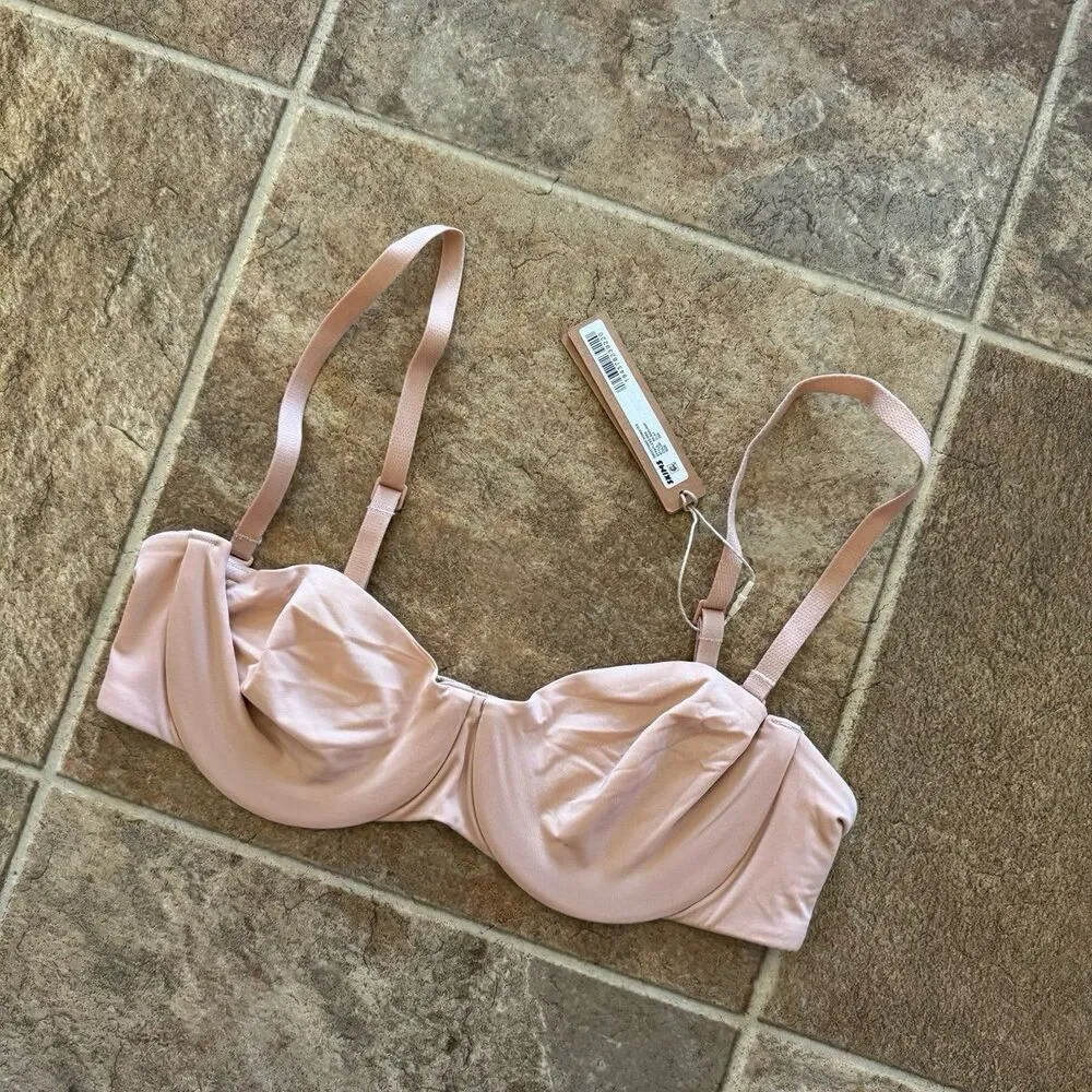 SKIMS  Smoothing Intimates Unlined Strapless Bra Clay Size 34A - Image 4