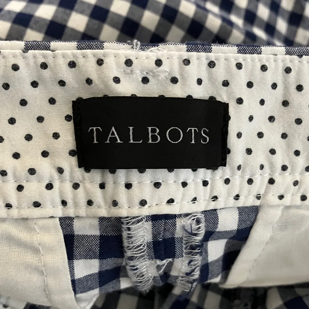 Talbots Perfect Short 9.5”, size 6P - Image 5