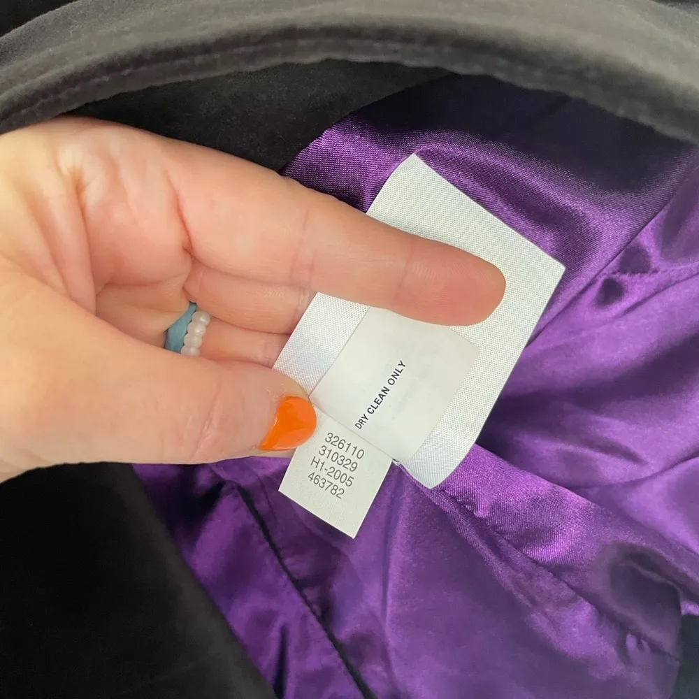 Gap Black Velvet 2 Button Blazer Jacket ~ EUC Y2K Gorgeous ~ Women’s Size 0 - Image 7