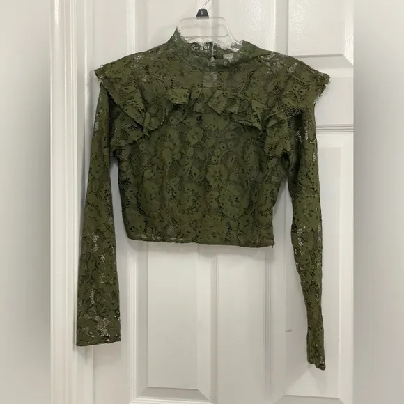 ASOS DESIGN lace crop ruffle sleeve top olive green breathable cropped sexy Sz 6 - Image 2