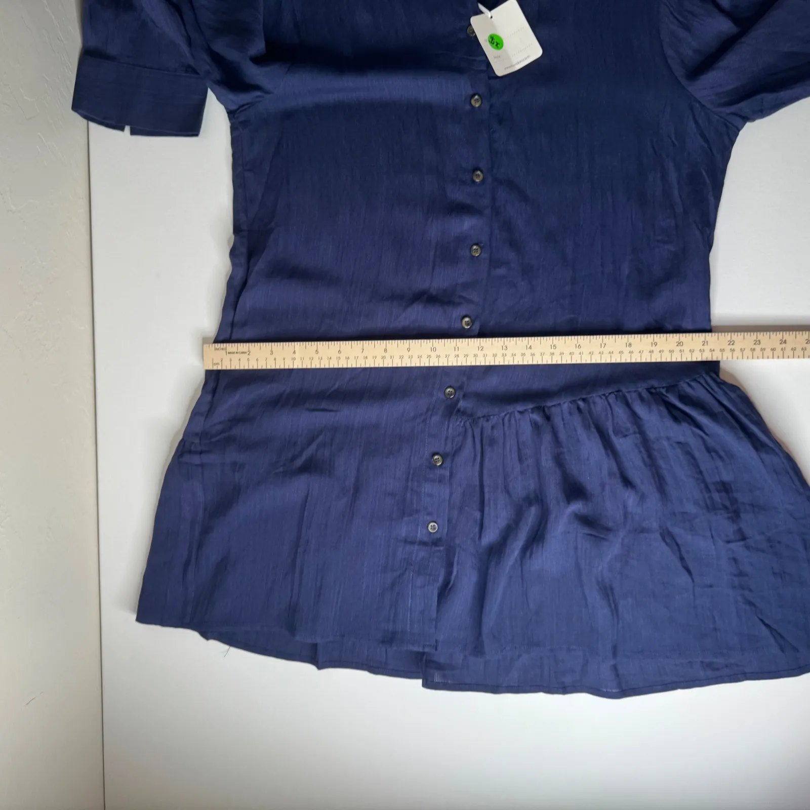 NWT Davi & Dani‎ Button Down Tunic Top Medium Blue Peplum Hem Pockets Lagenlook - Image 11