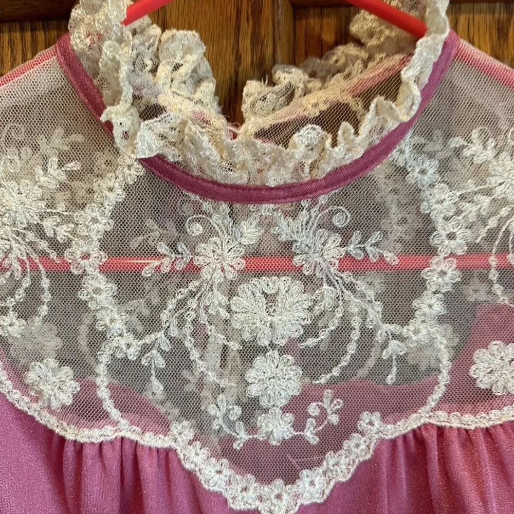 Vintage Dress Victorian High Neck Lace Button Up Union Made Size 11/12 Pink Maxi - Image 4