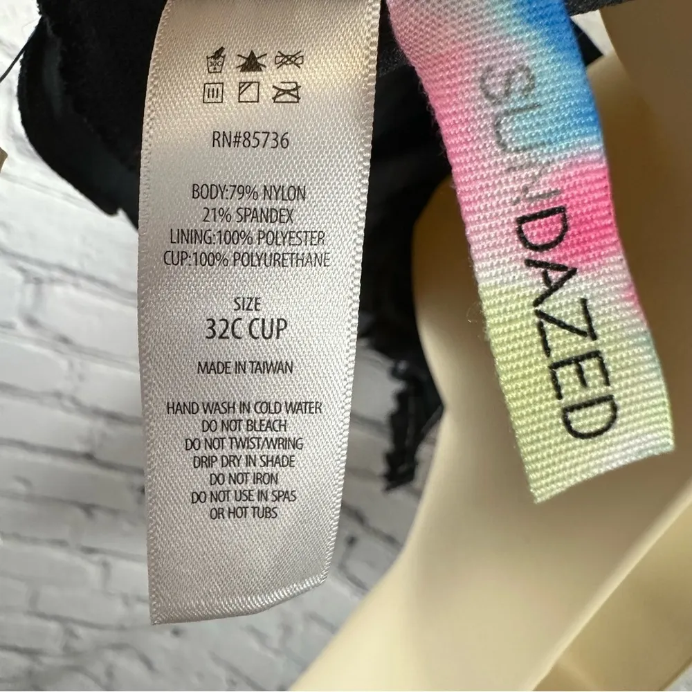 Sundazed Nixie Bra Size Halter Bikini Swim Top Ruffled Underwire Support 32C NWT - Image 4