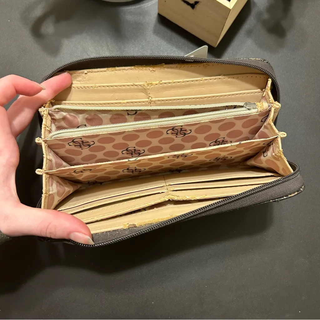 GUESS Monogram Brown and Gold Card Holder - Image 9