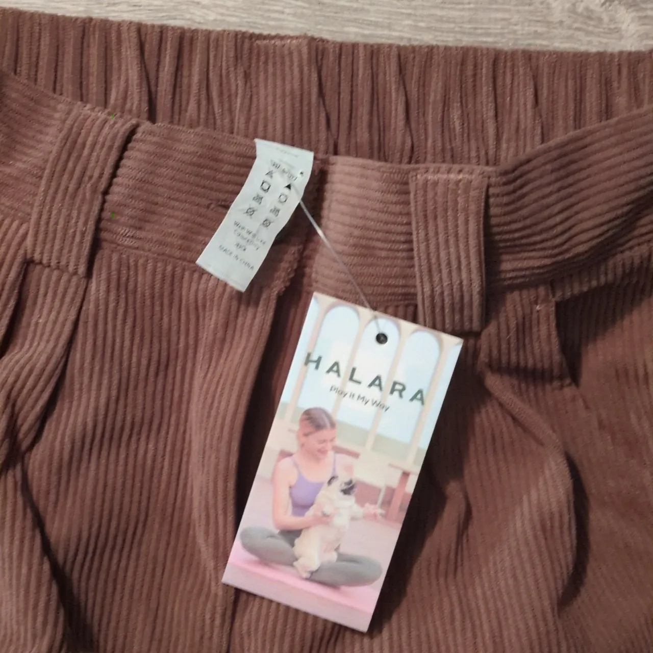 Halara Brown Corduroy Pants Size Small - Image 5