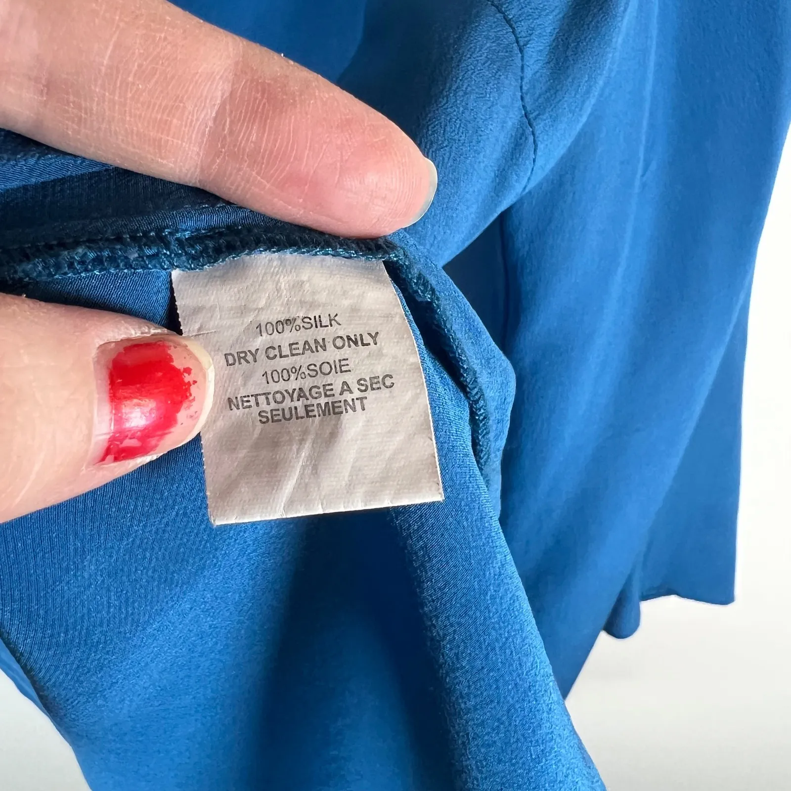 TRINA TURK Royal Blue Silk Bell Sleeve Keyhole Button Blouse Top Women's large - Image 5