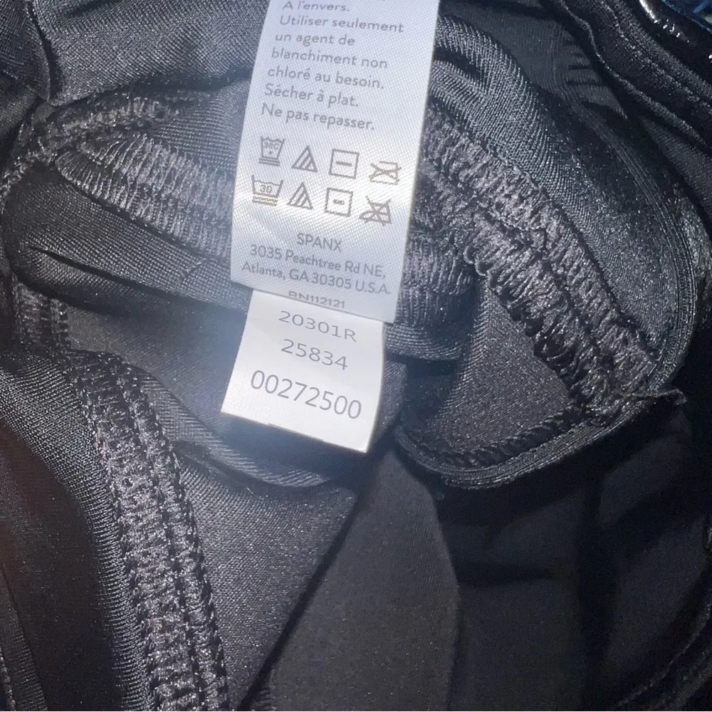 SPANX Faux Patent Leather Pants leggings Black - Image 15