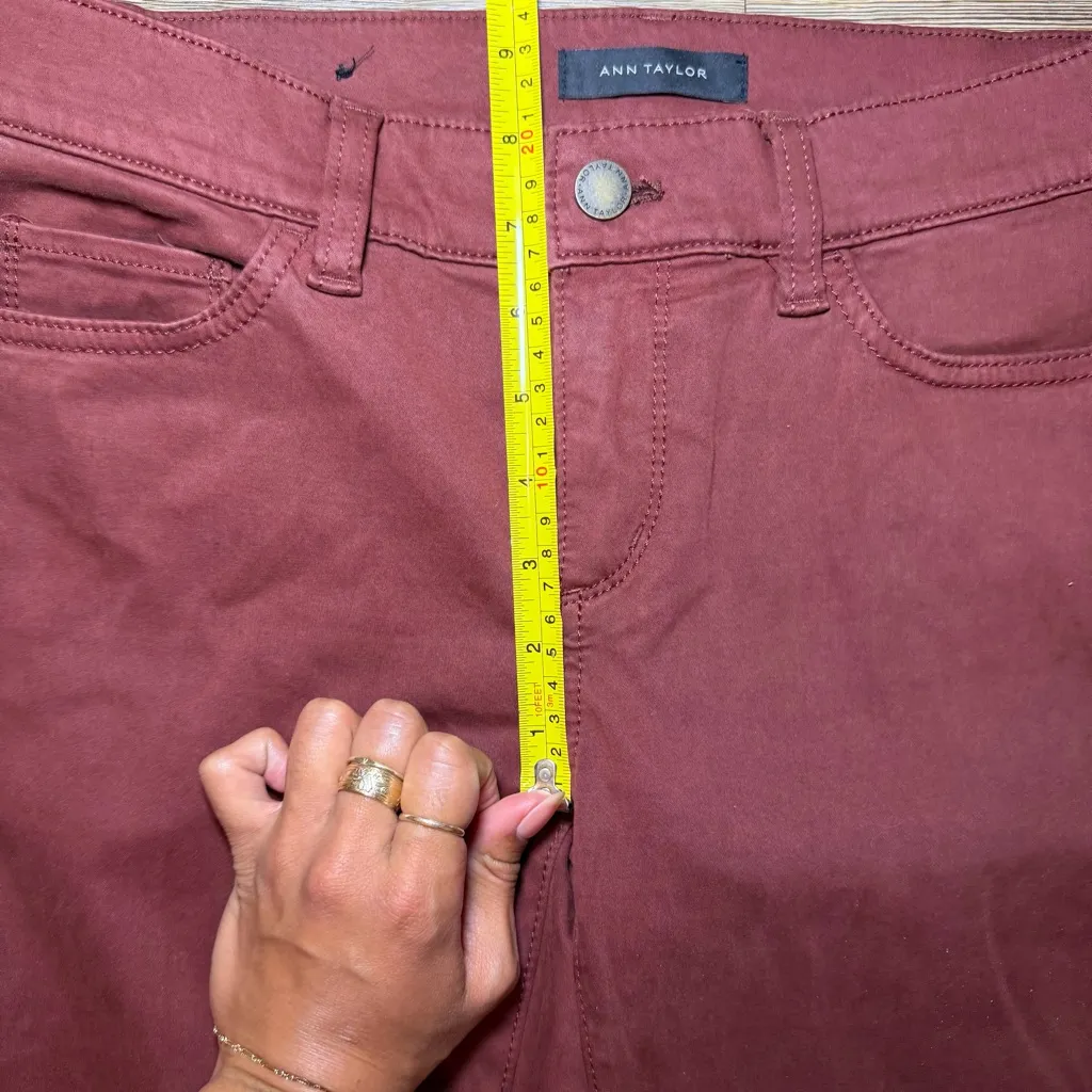 Ann Taylor Burgundy Skinny Jeans Women's Size
2 Modern Fit - Image 8