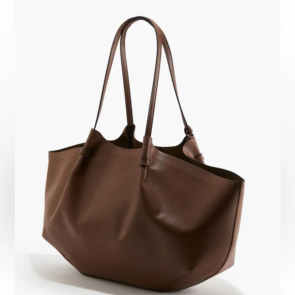H&M brown large tote shoulder bag faux leather shopper bag with mini pouch - Image 6