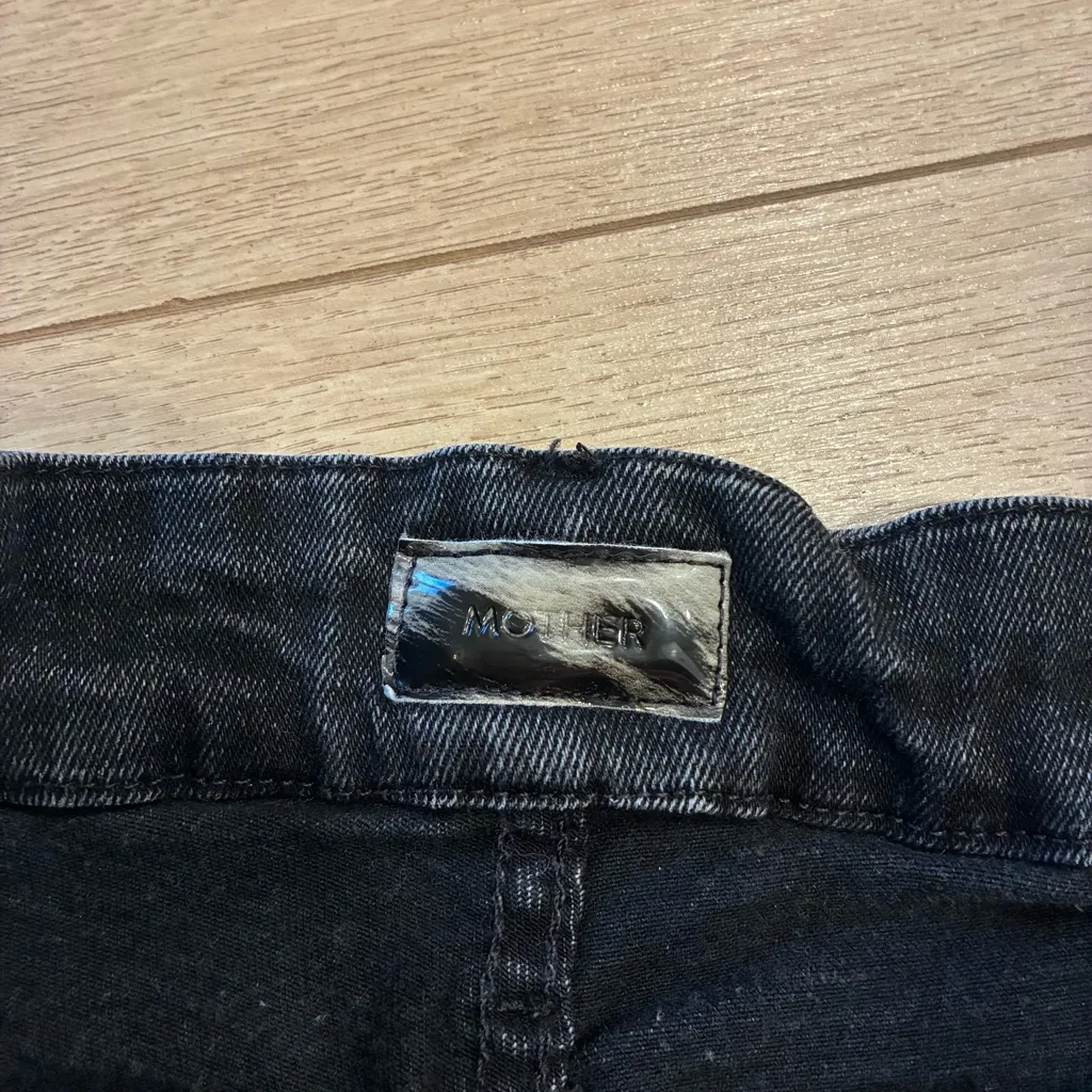 MOTHER The Looker Cat Got Your Tongue Black Wash Skinny Jean Size 25 - Image 3