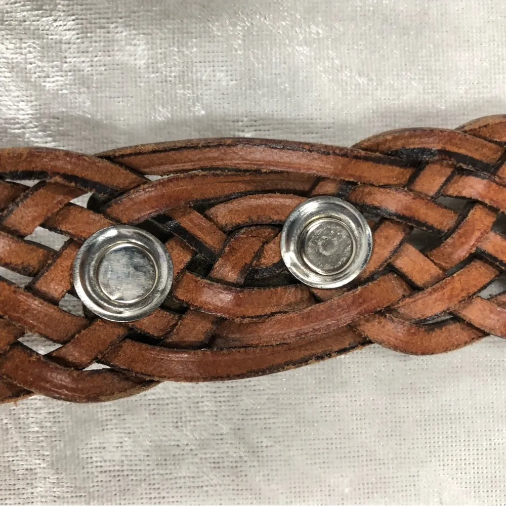 Vintage  Genuine Leather braided Belt Silver Medallion Concho Western med. - Image 6