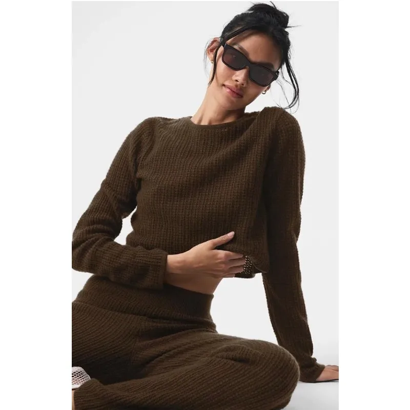 ALO SET Cashmere Plush Waffle Long Sleeve & High-Waist Plush Waffle Pant - Image 7