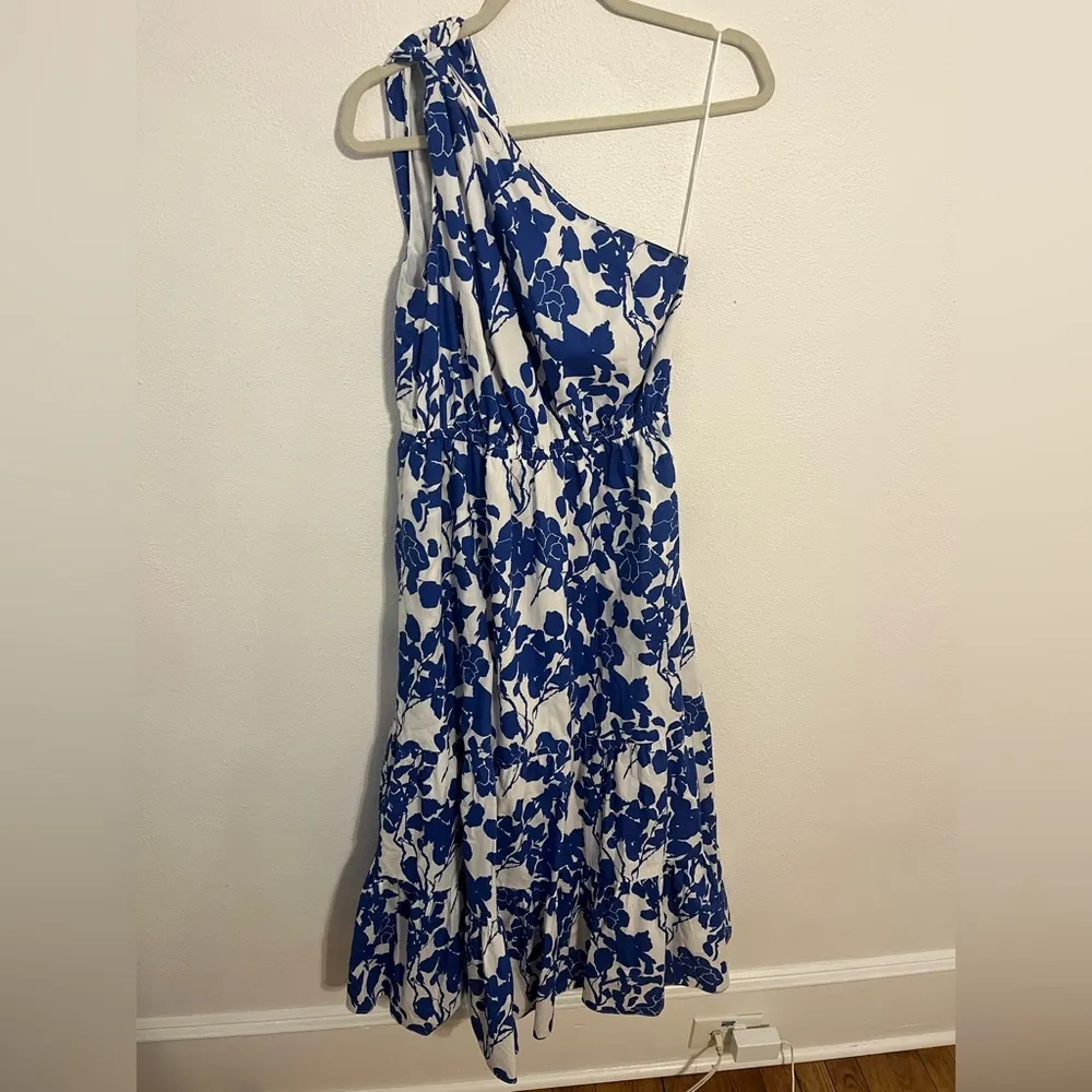 HYACINTH HOUSE Tuckernuck Blue Floral One Shoulder Sybil Maxi Dress Size Small - Image 5