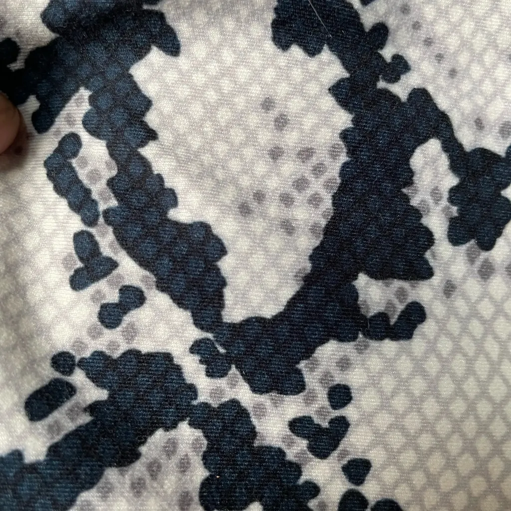 Balance Collection Contender High Rise Legging Women’s XL SnakeskinPrint Cropped - Image 3