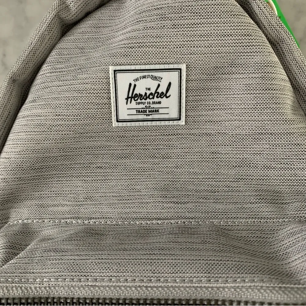 Herschel Nova Mini Light Grey Crosshatch Backpack NWT Gray - Image 2