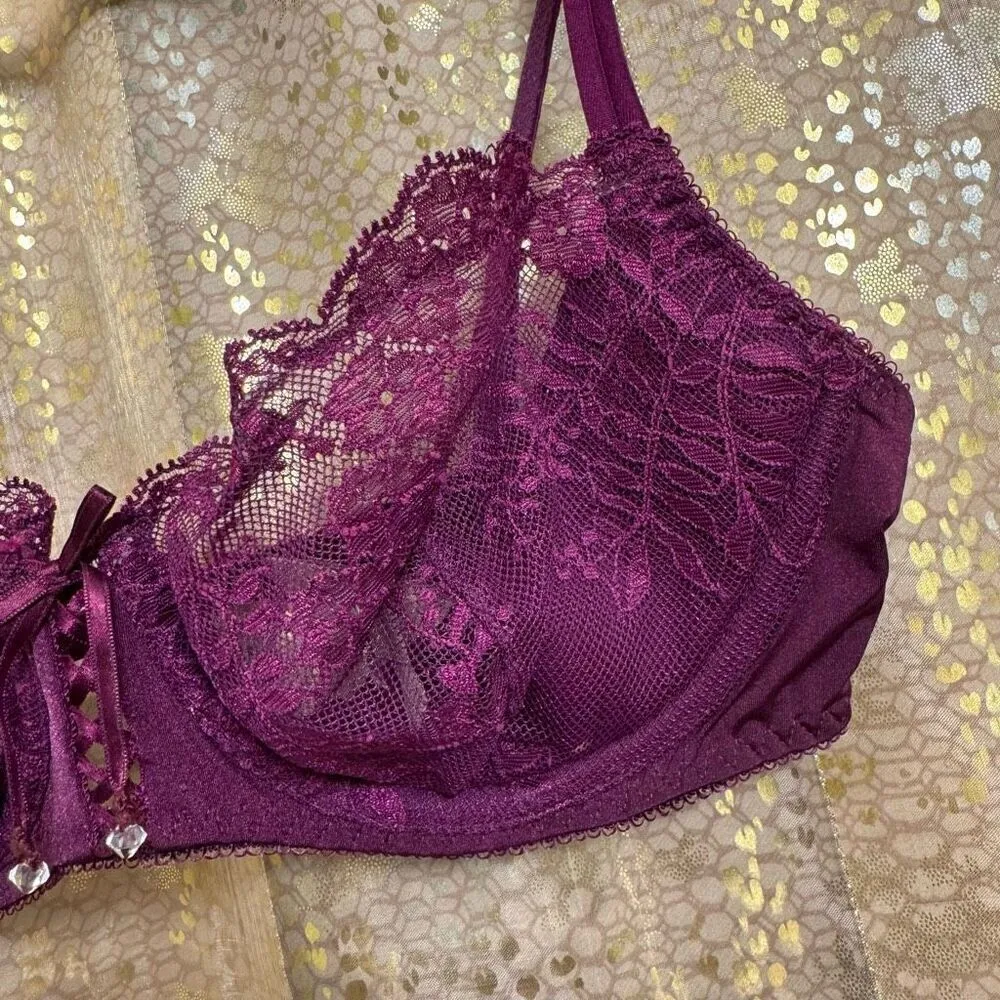 Vintage Victorias Secret Plum Purple Lace Unlined Demi Bra 34C - Image 3