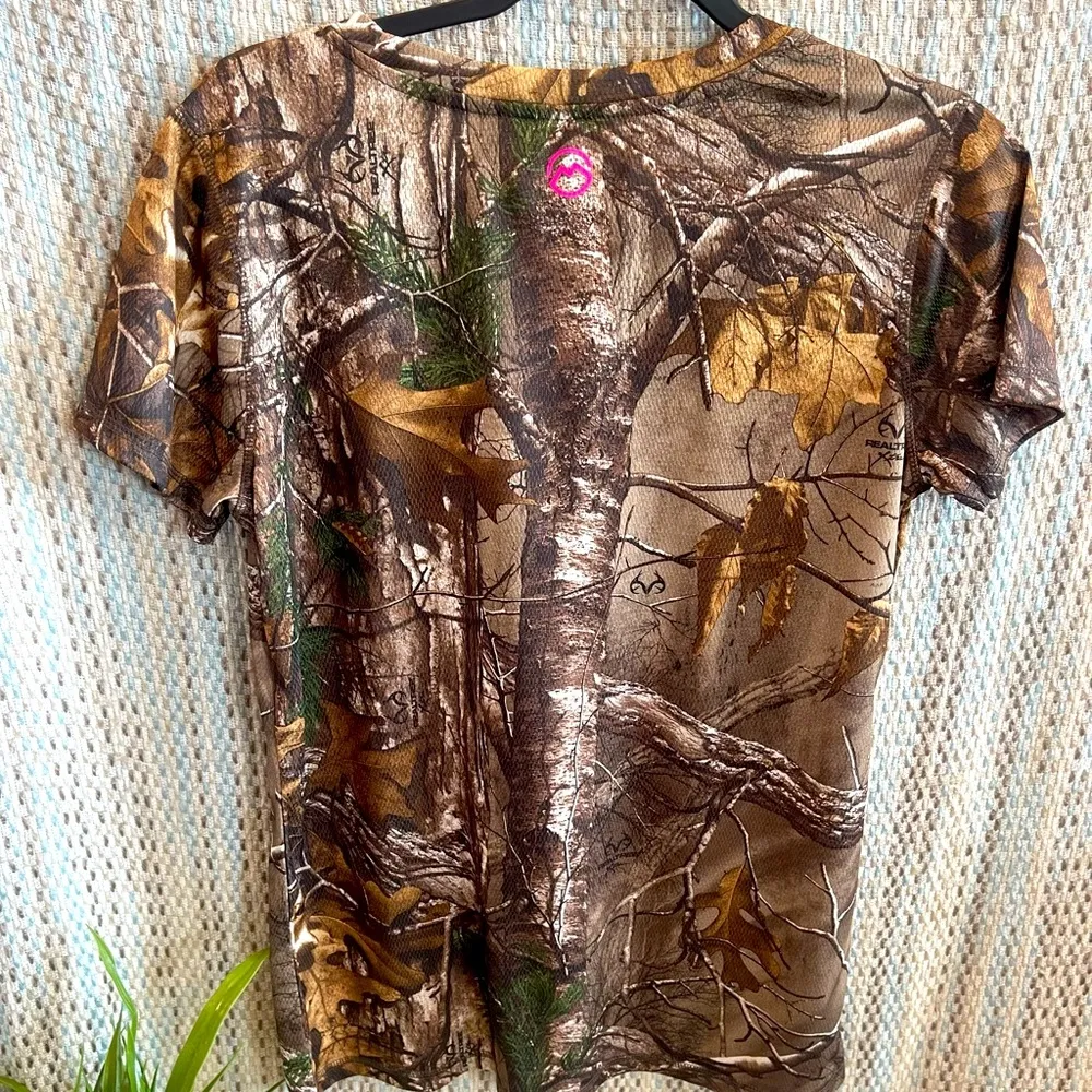 Magellan Outdoors Women's Hill Zone Short Sleeve T-shirt Size L - Image 3