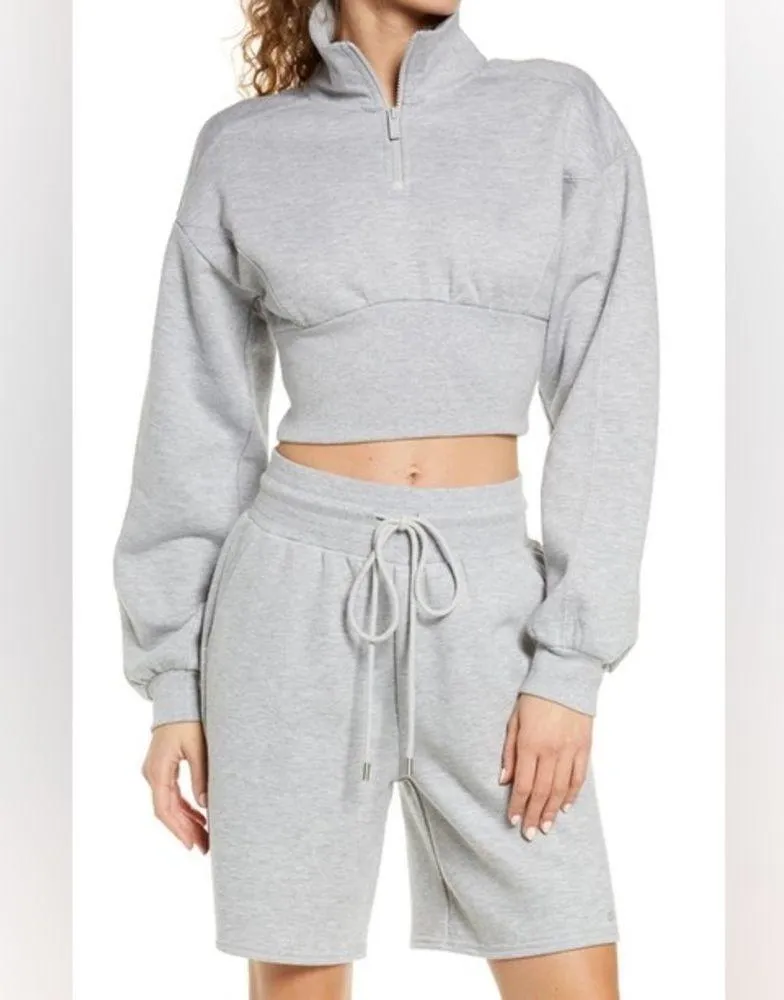 Alo yoga vixen 1/4 zip sweatshirt in heather gray size small - Image 6