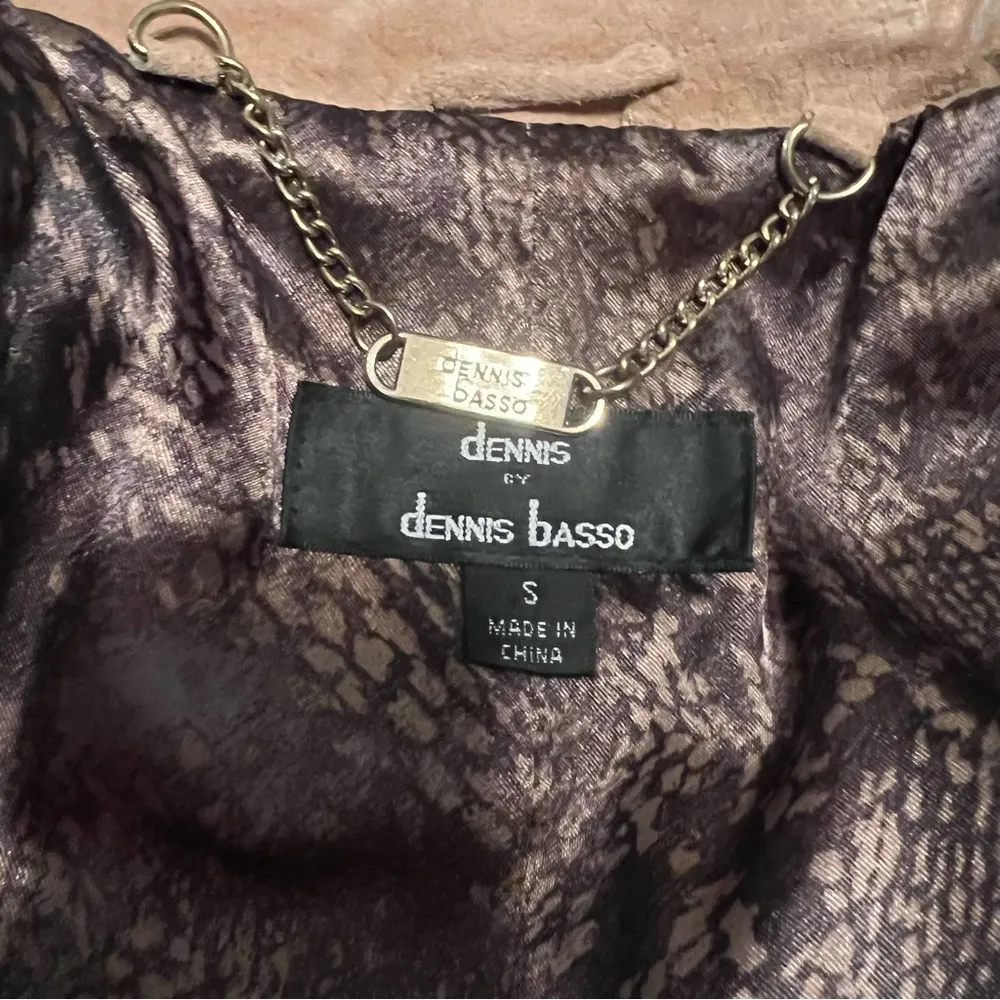 Vintage Dennis Basso Women’s Suede Leather Turn Lock Closure Jacket S Tan - Image 8