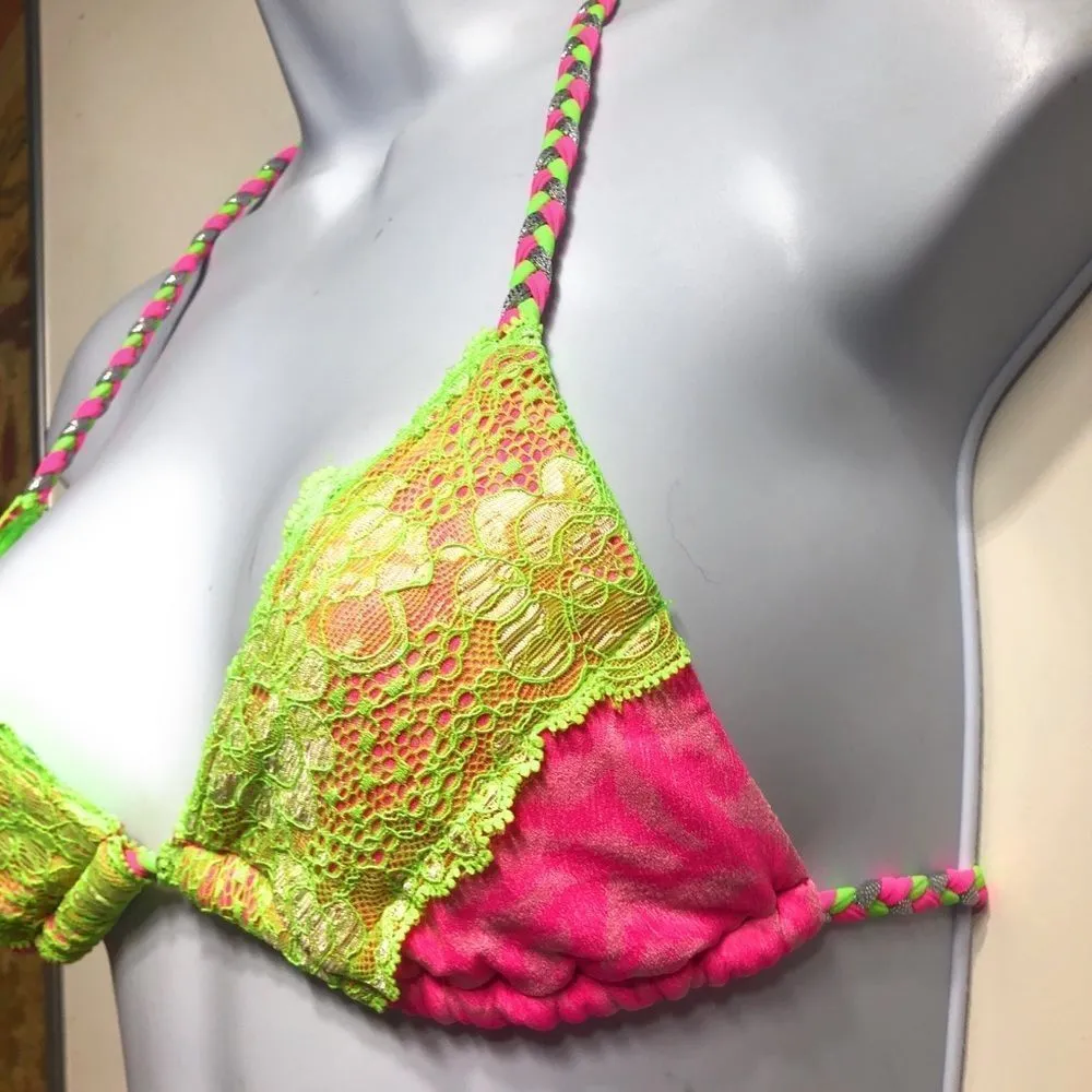 Beach Bunny  Neon Dream Bikini Top - Image 4