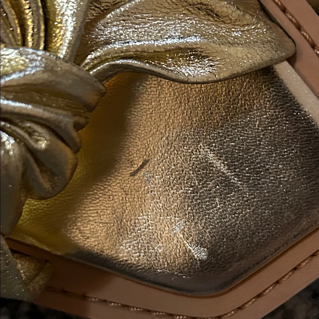 Jimmy Choo Tropica Knotted Metallic Leather Flat Slide Sandal Gold size 37 - Image 4