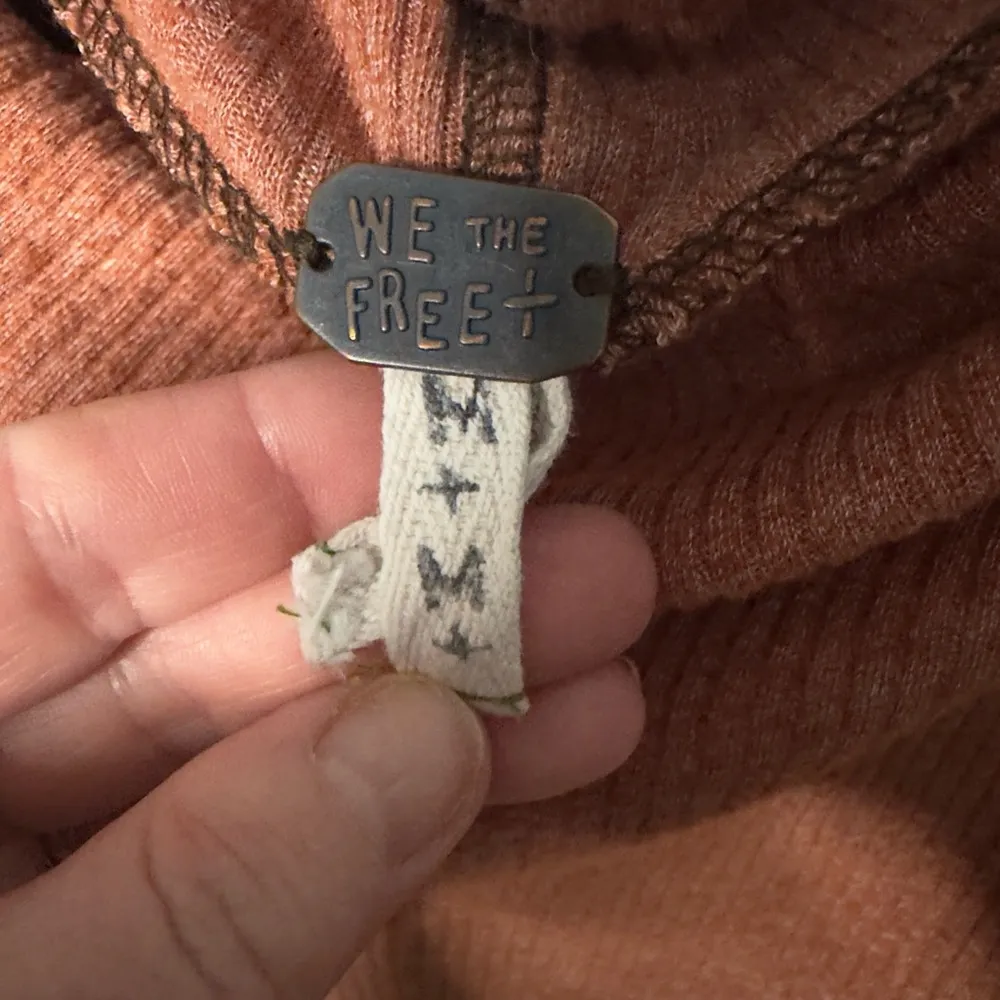 Free People Rust Orange Oversized Boat neck thermal size medium - Image 7