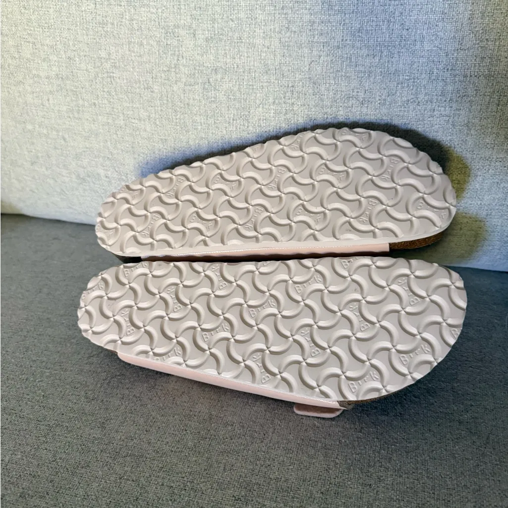 Birkenstock Sandals in Light Pink and Brown - Image 5