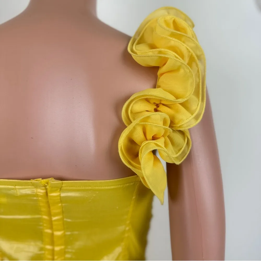 Entry | Ruffle Strap Ruched Top - Image 3