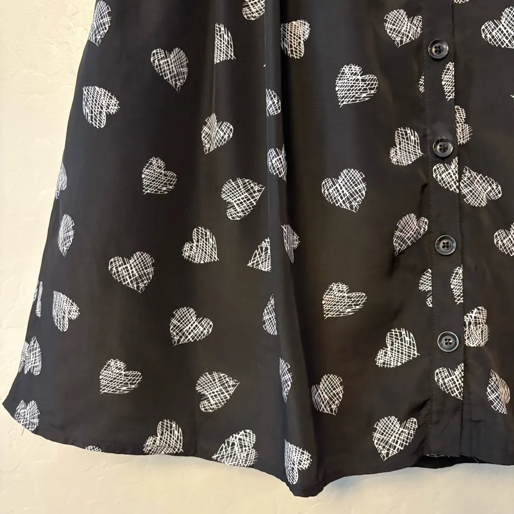 Downeast Basics black and white scribble heart high waisted circle skirt small - Image 7
