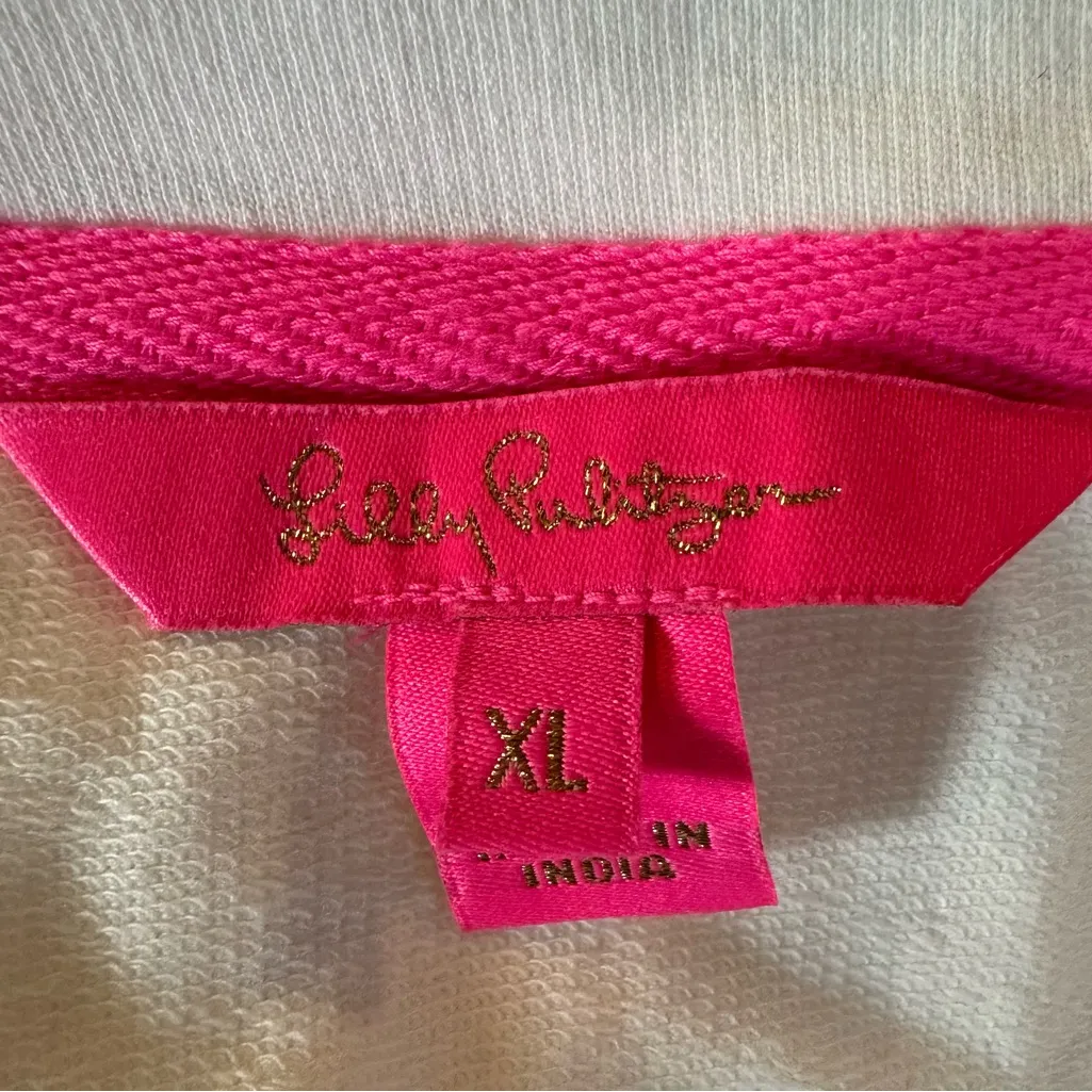 Lilly Pulitzer XL Sheridan Long Sleeve Sweatshirt in Resort White Sequin Parrot - Image 9