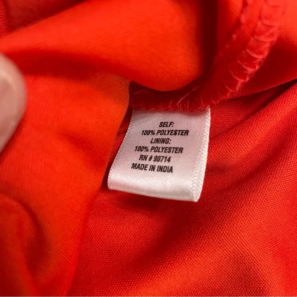 MSK Red Floral Sleeveless Dress
Smocked Neck Waist Tiered Ladies
Large - Image 10